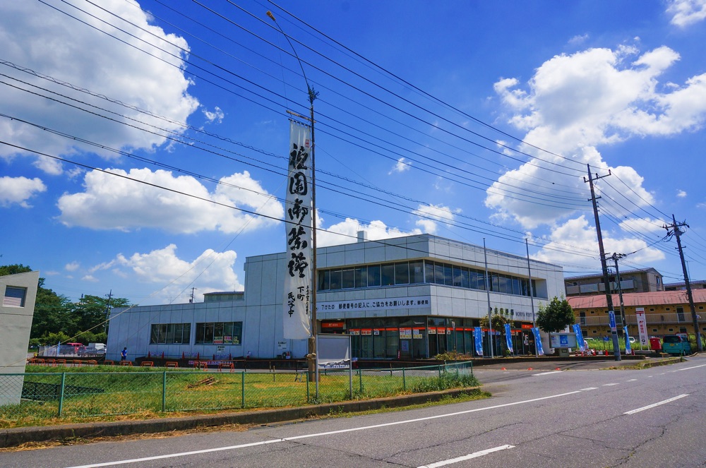 祇園祭開催中に幟が立っていました。