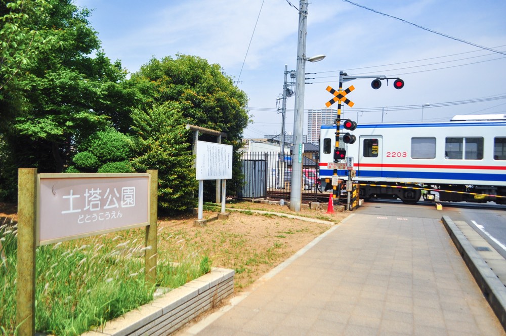 取手方面から電車が来ました。キハ2203