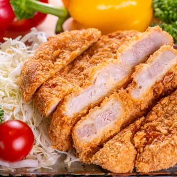 お惣菜もテイクアウトまたは配達で